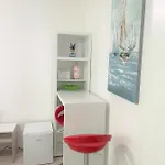 Διαμέρισμα Modern Old Town -