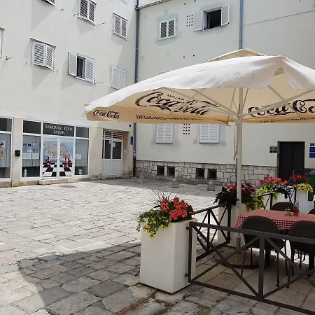 Modern Old Town - Apartman