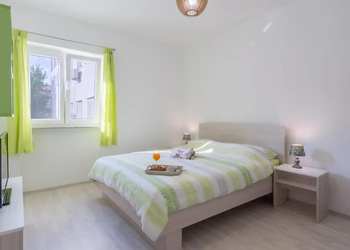 Modern Old Town - Appartamento Zara